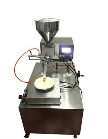 Машина для украшения тортов кремом